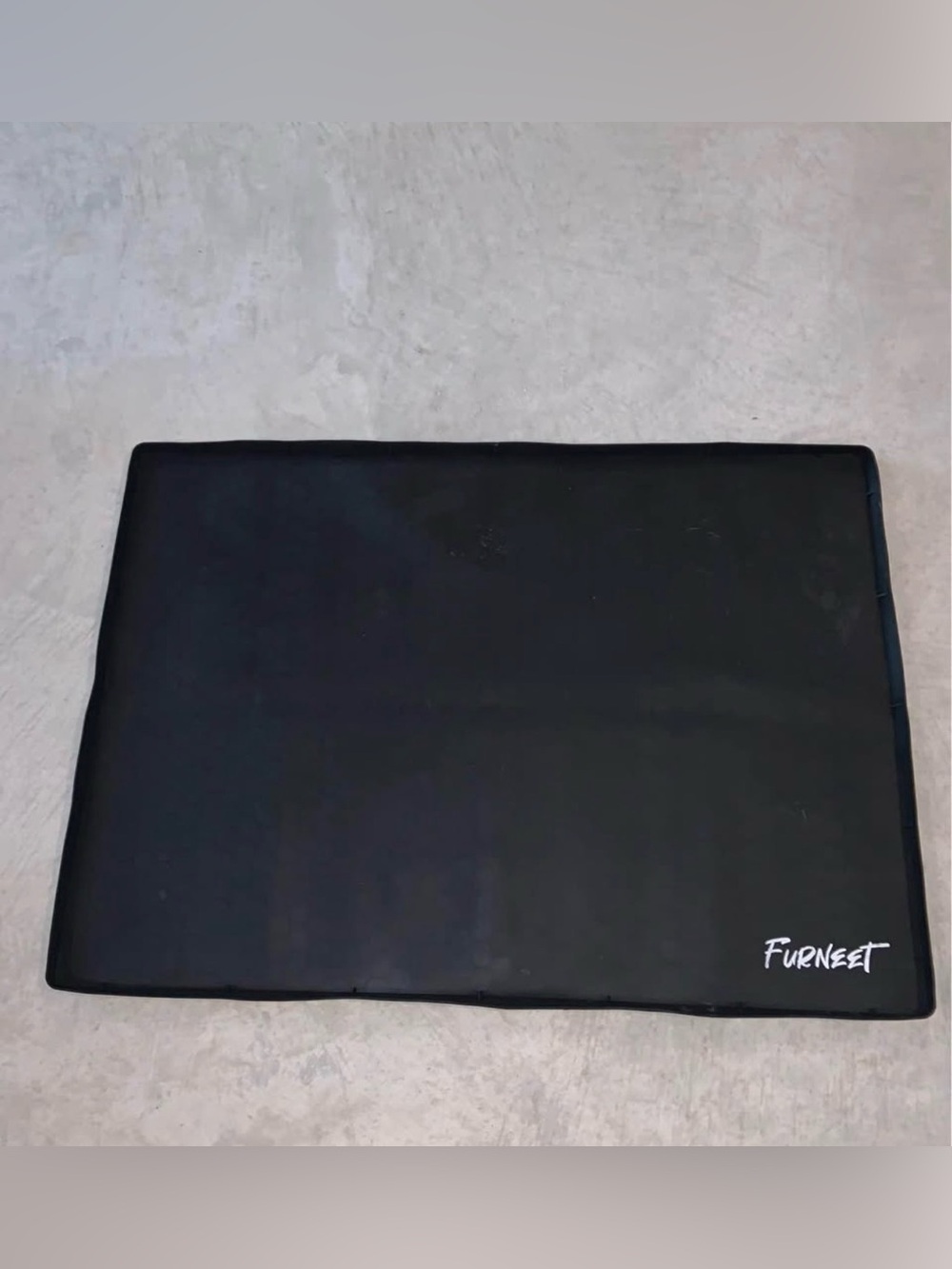 Black mat